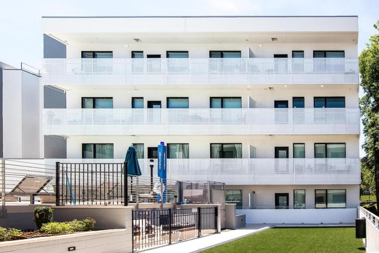 Gulch Located With 4 Beds, Pool, Private Patio And Secure Parking Βίλα Νάσβιλ Εξωτερικό φωτογραφία